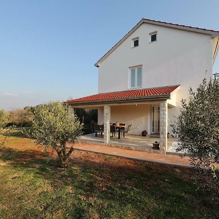 Holiday Home Hrast Debeljak 외부 사진